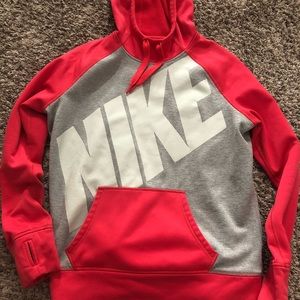 Therma-Fit Nike pullover